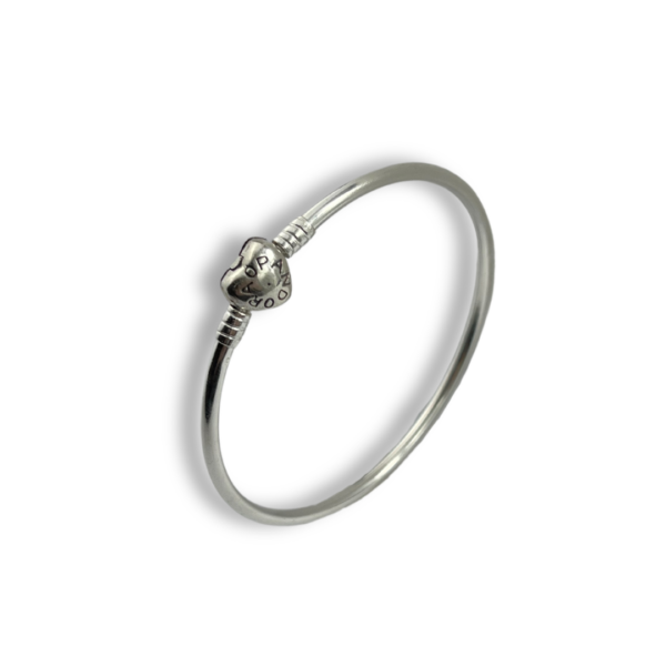 BRACELETE PRATA 925  RIGIDO FECHO CORAÇÃO-BLPRT094720